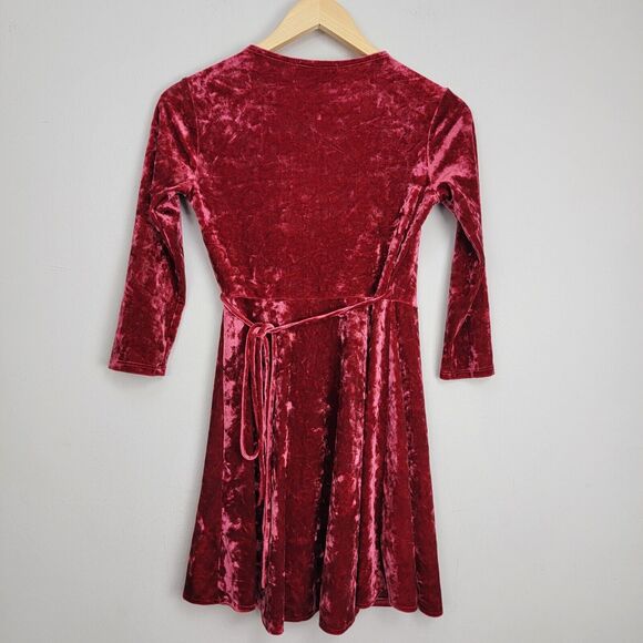 Lulu’s Shine Of Your Life Wine Red Crushed Velvet Wrap Dress 3/4 Sleeve size XS - Picture 4 of 12